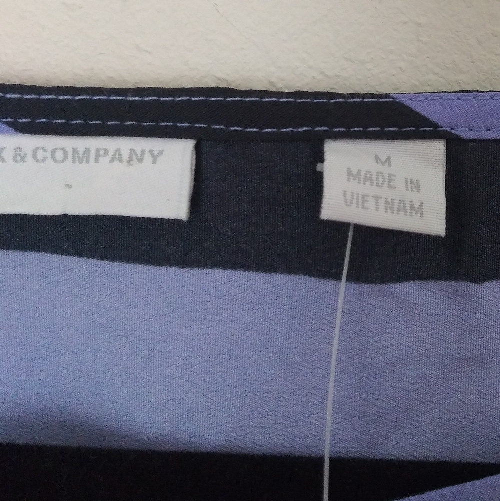 New York & Company Blue Striped Blouse Size M - Picture 7 of 8